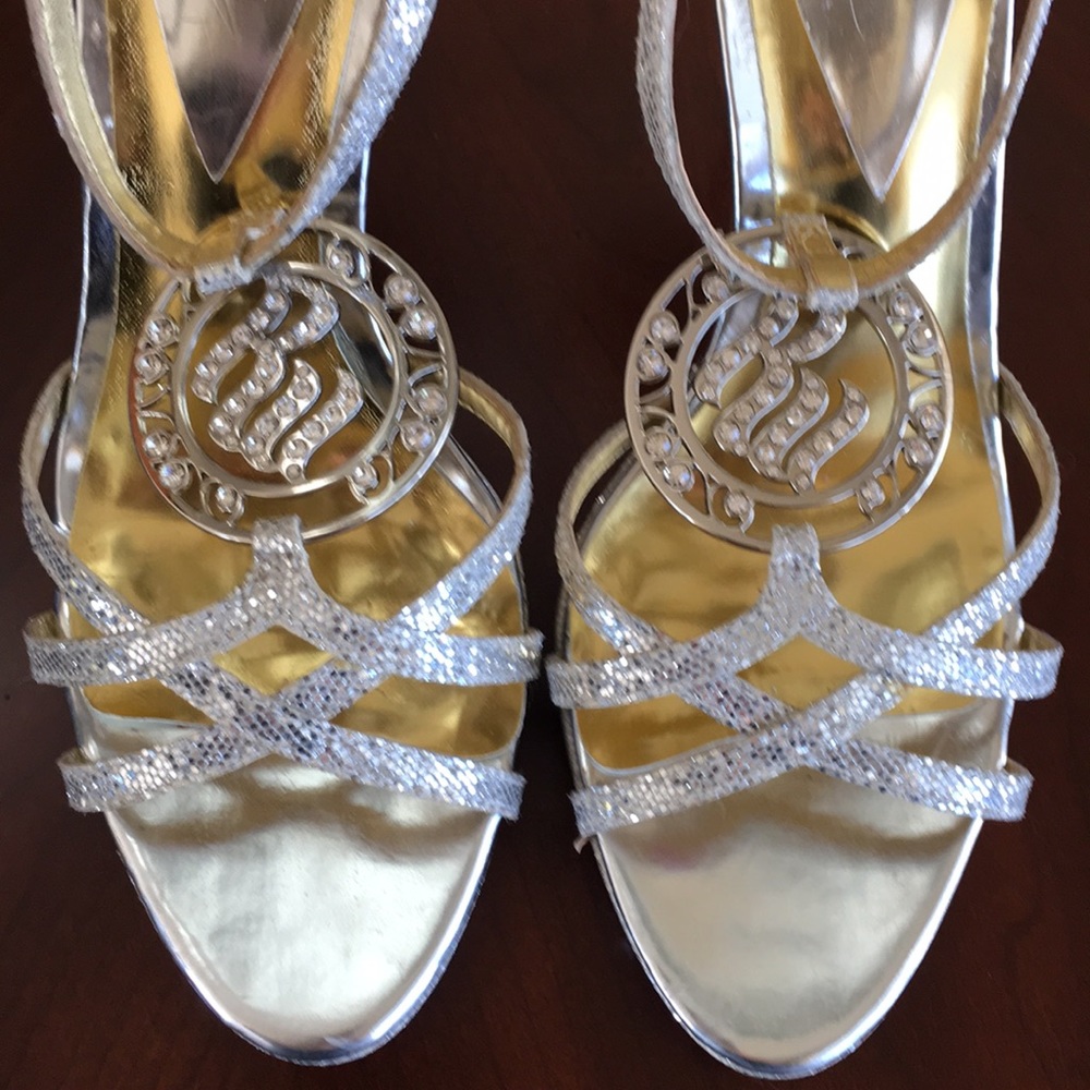 🔴Dressy Silver RocaWear Platforms Shoes - Picture 5 of 6